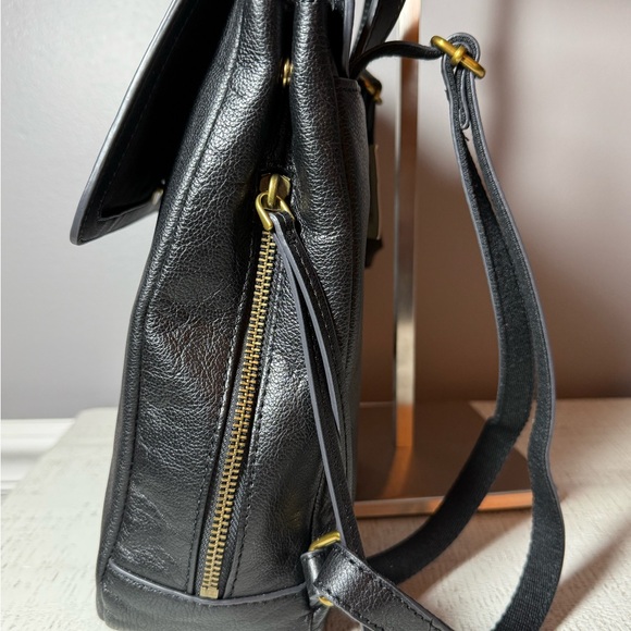 NWT Fossil Claire Backpack Black Genuine Leather SHB1932001 main image 4